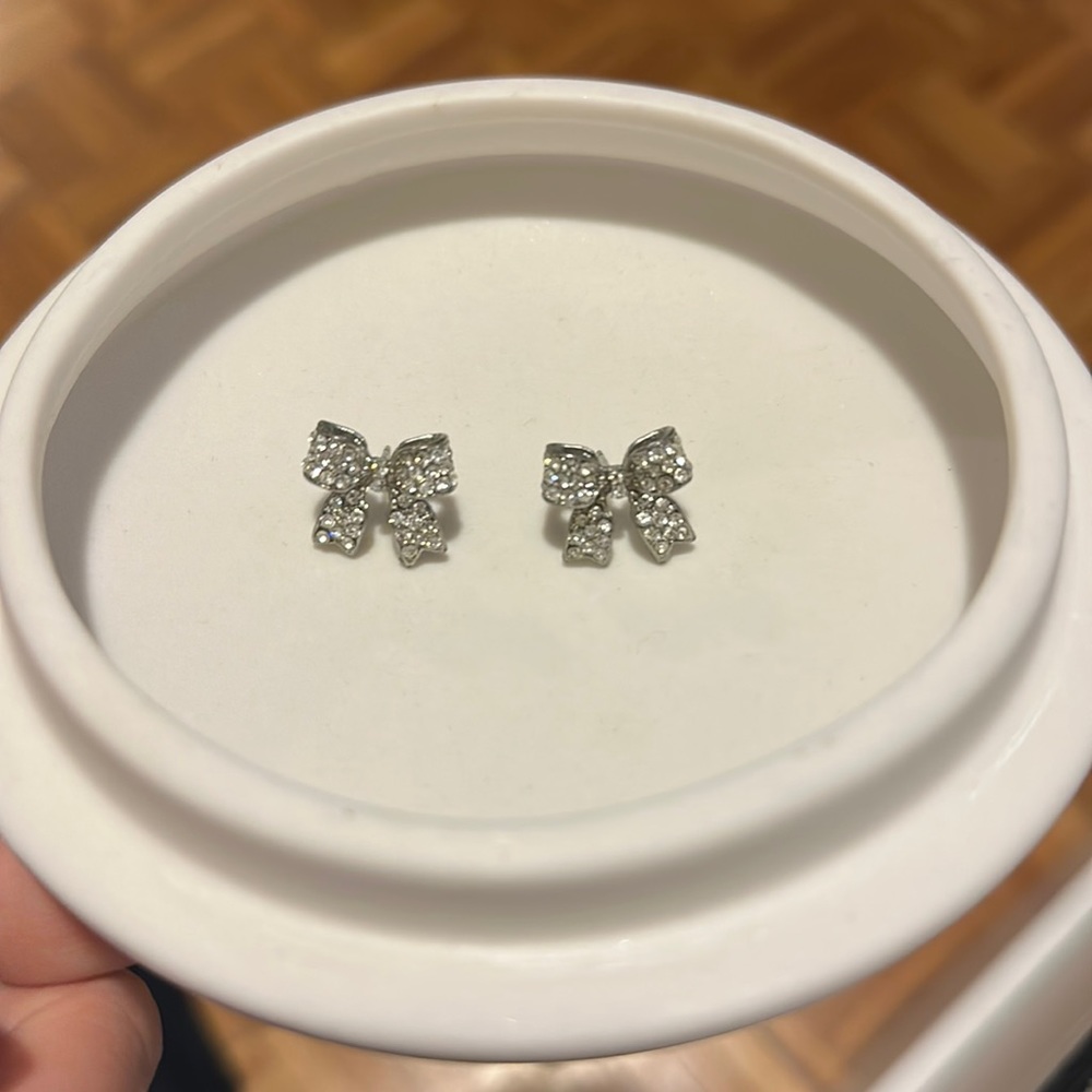 Pretty Bow Earrings